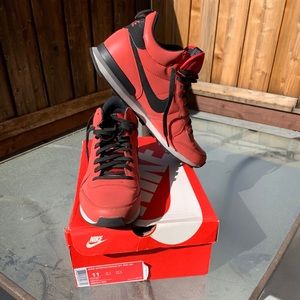 Nike internationalist QS mens